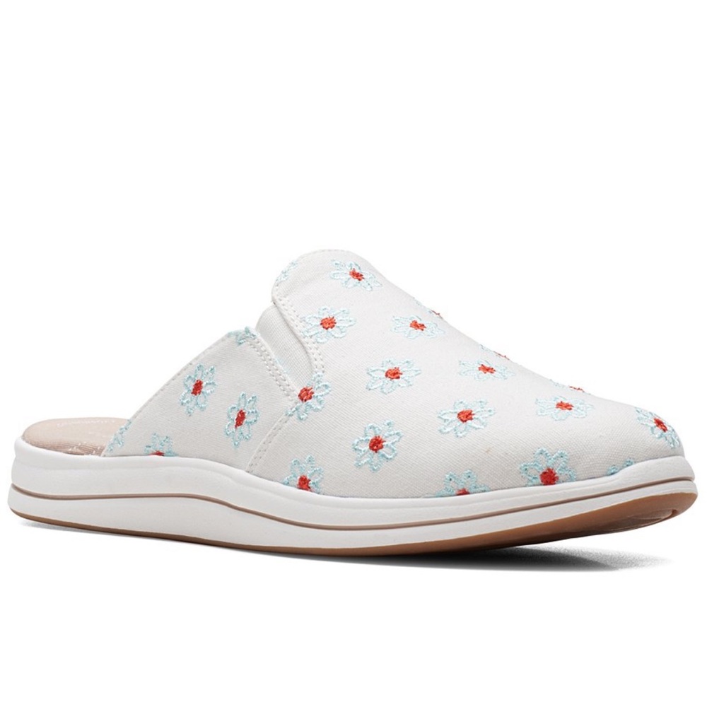 Clarks Breeze Shore Floral Embroidered Mules Slip On Closed Toe White 10